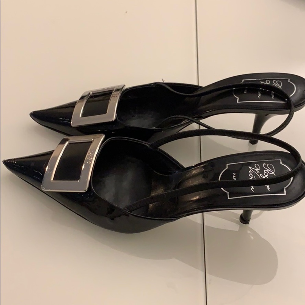 Roger Vivier. Black heel